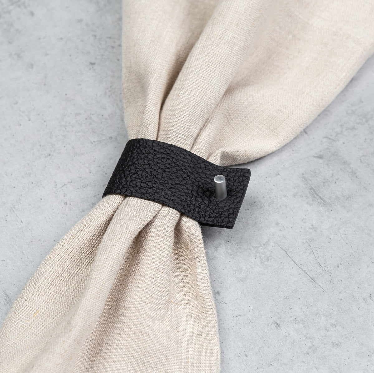 Leather napkin rings | set of 4 | black